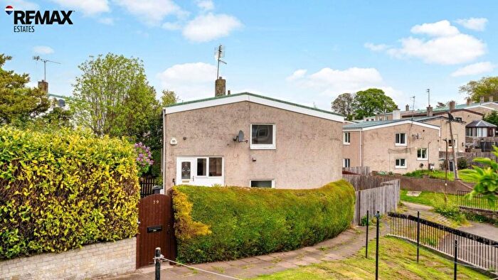 3 Bedroom Detached House For Sale In The Glebe, Kirkliston, EH29