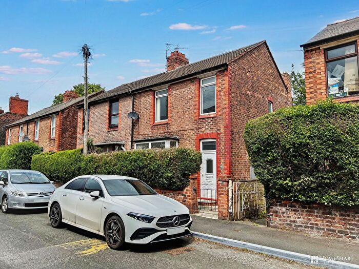 3 Bedroom Semi-Detached House To Rent In Ivy Street, Runcorn, WA7