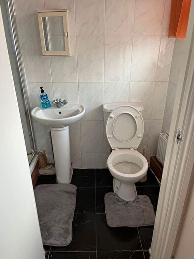 1 Bedroom Studio To Rent In Pinner Road, Harrow, HA2