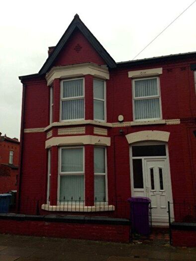3 Bedroom House To Rent In Cranbourne Road, L15