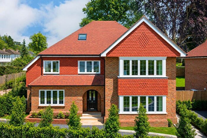 5 Bedroom Detached House For Sale In Horseshoe Lane West, Guildford, GU1