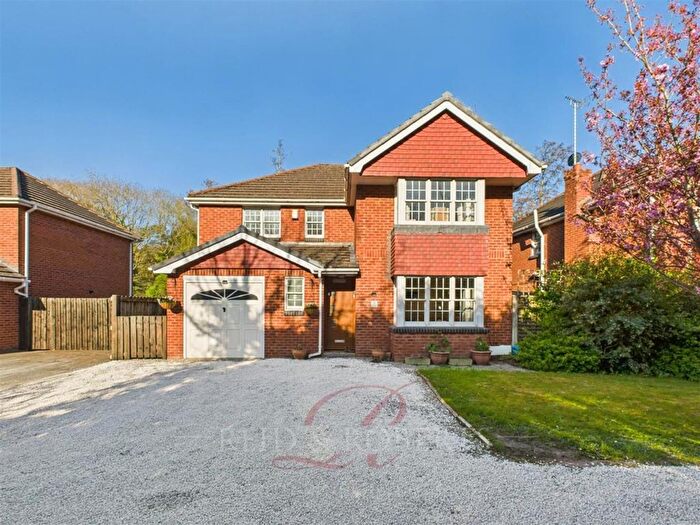 4 Bedroom Detached House For Sale In Riverside Court, Pontblyddyn, CH7