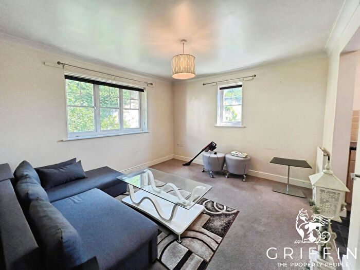 1 Bedroom Flat To Rent In Caspian Way, Purfleet, RM19