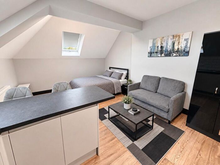 Studio To Rent In Fir Tree Road, Epsom, Surrey, KT17