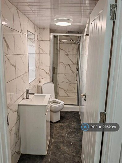 1 Bedroom Flat To Rent In Tomkinson Road, Nuneaton, CV10