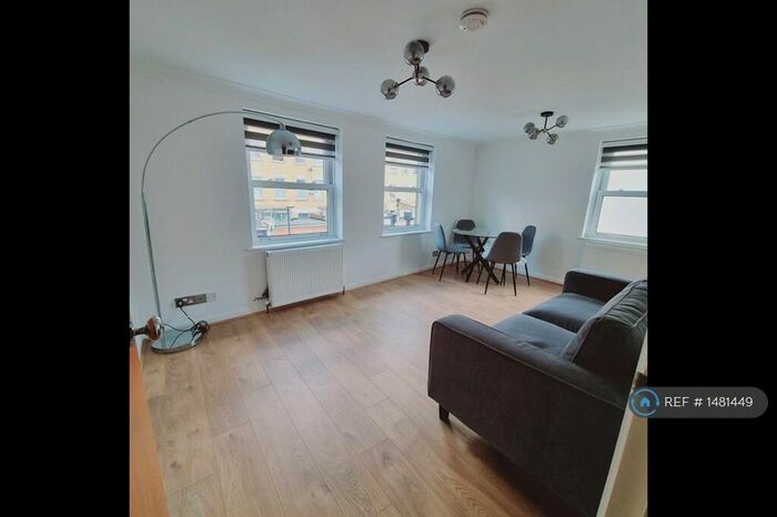 2 Bedroom Flat To Rent In Finsbury Park, London, N4