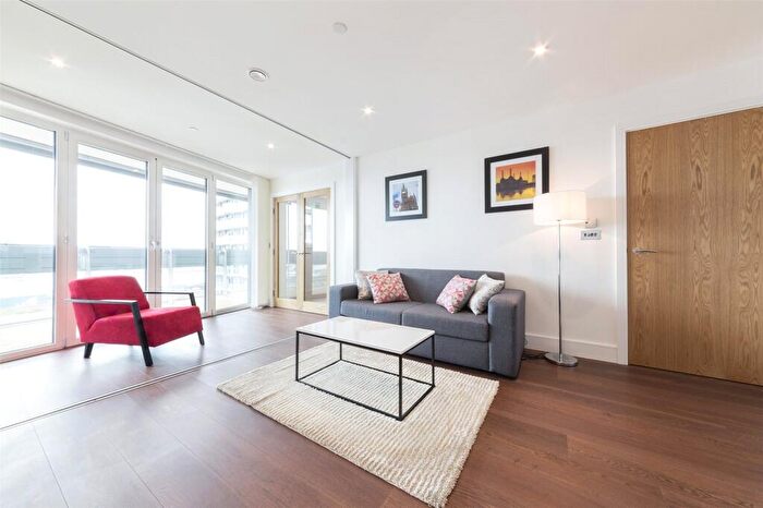1 Bedroom Apartment To Rent In Gateway Tower, Western Gateway, Royal Victoria, London, E16