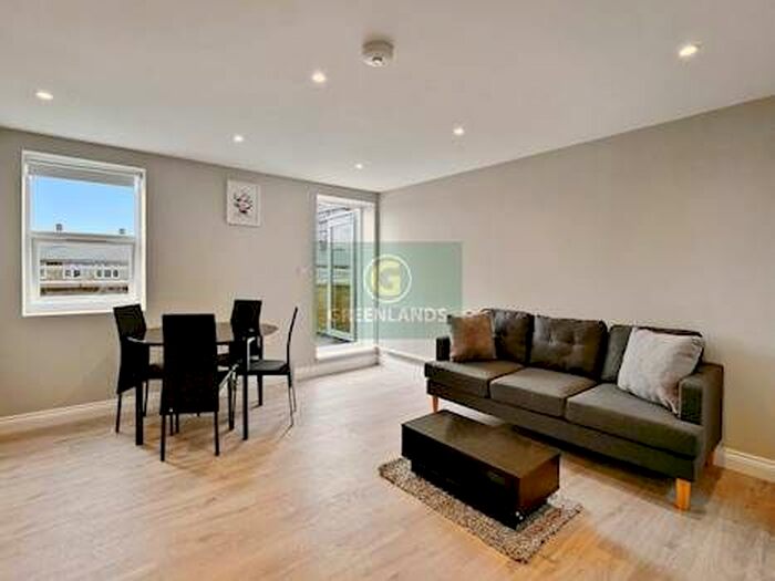 1 Bedroom Flat To Rent In Bethnal Green Road, Bethnal Green, E2