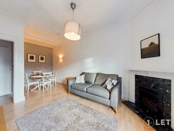 2 Bedroom Flat To Rent In Craigcrook Place, Blackhall, Edinburgh, EH4