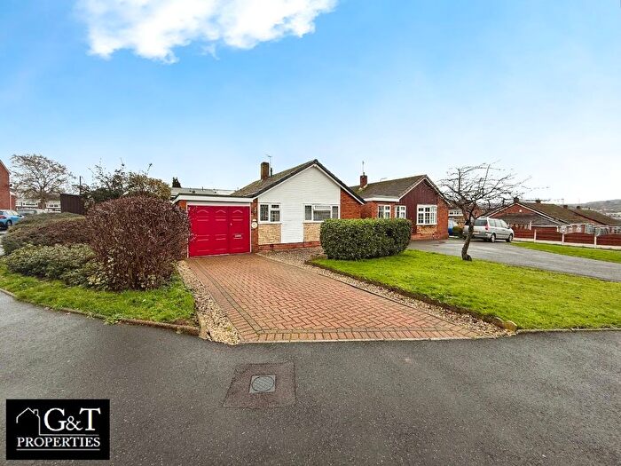 2 Bedroom Bungalow For Sale In Grosvenor Way, Brierley Hill, DY5