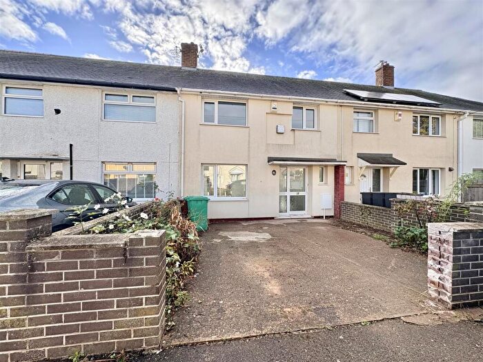 3 Bedroom House To Rent In Manesty Crescent, Clifton, Nottingham, NG11