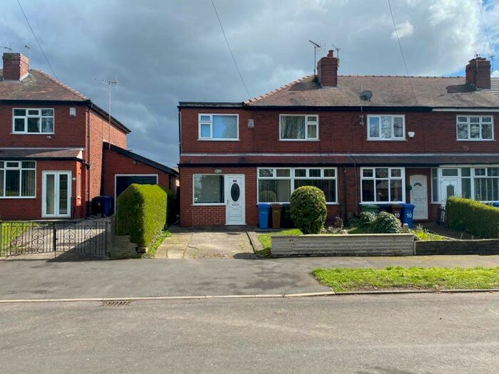 3 Bedroom House To Rent In Hopedale Road, Reddish, Stockport, SK5