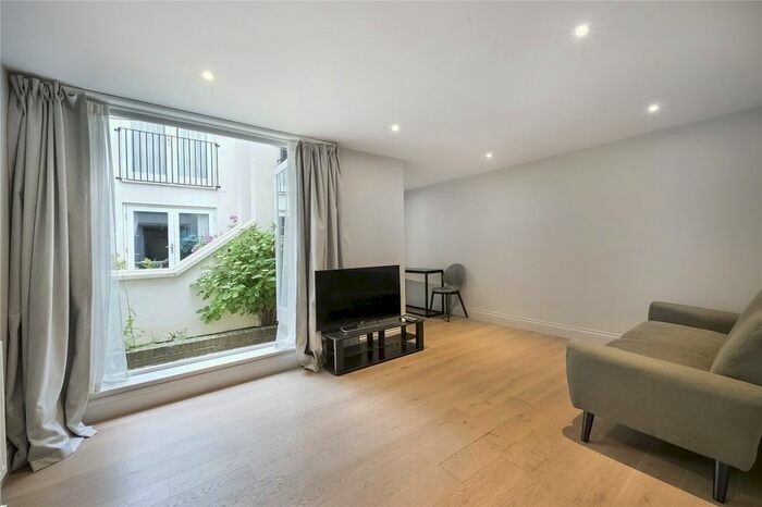 2 Bedroom Terraced House To Rent In Connaught Place, London, W2