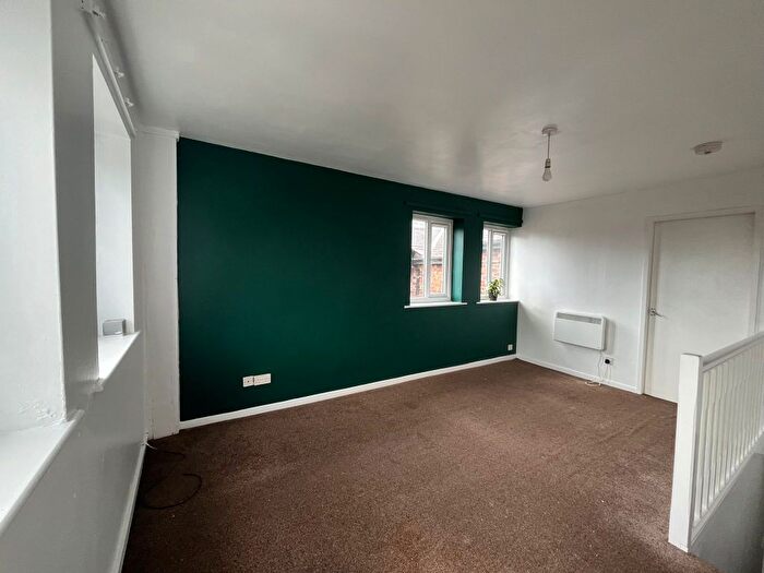 1 Bedroom Flat To Rent In Upper Dicconson Street, Wigan, WN1
