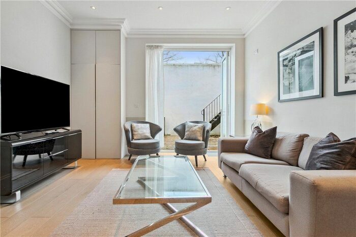 2 Bedroom Flat To Rent In Twyford Avenue, Acton, London, W3