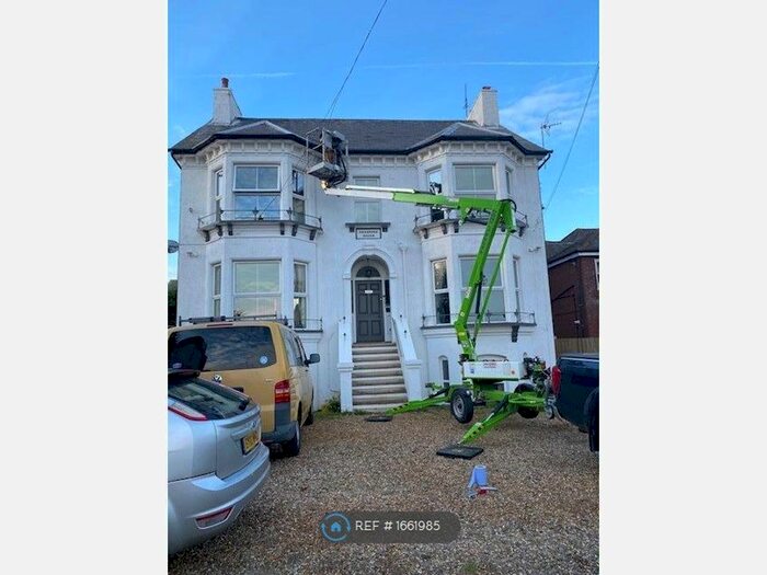 1 Bedroom Flat To Rent In Pembroke House, Felixstowe, IP11