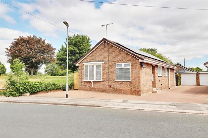 3 Bedroom Detached Bungalow To Rent In Maplewood Avenue, Hull, HU5