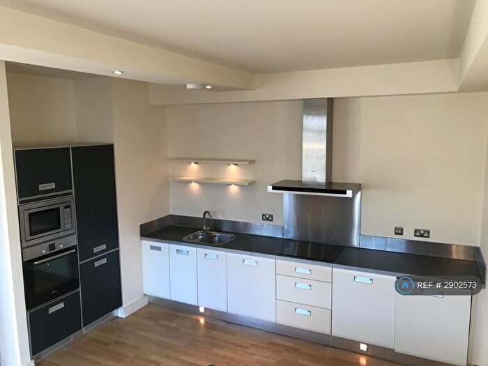 1 Bedroom Flat To Rent In Firth St, Huddersfield, HD1