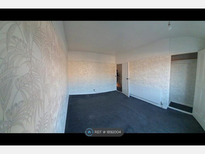 2 Bedroom Terraced House To Rent In Henry Road, Chelmsford, CM1