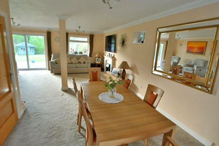 4 Bedroom Detached House For Sale In Pilford Heath Road, Colehill, BH21