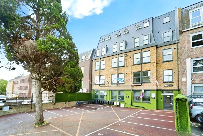 1 Bedroom Flat To Rent In Albion Place, Maidstone, Kent, ME14
