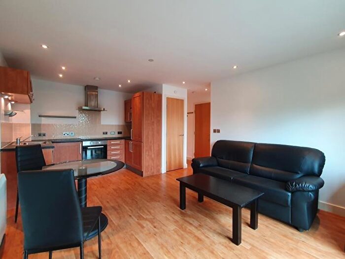 1 Bedroom Flat To Rent In Bluecoat House, North Sherwood Street, Nottingham, NG1