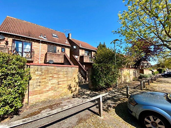 1 Bedroom Maisonette To Rent In Maiden Place, Lower Earley, Reading, Berkshire, RG6