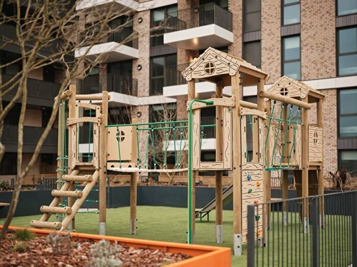 Studio To Rent In Apartment, Hove Gardens, Ethel Street, Hove, BN3