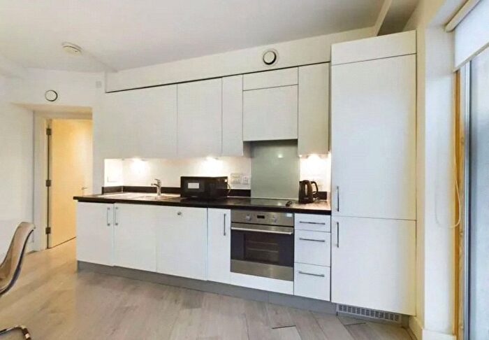 2 Bedroom Flat For Sale In Metcalfe Court, John Harrison Way, London, SE10