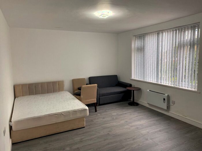 2 Bedroom Flat To Rent In Sewall Highway, Coventry, CV2