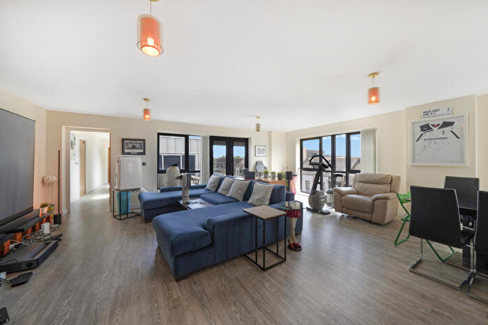 2 Bedroom Flat For Sale In Sensa Apartments, Royal Engineers Way, Millbrook Park, NW7