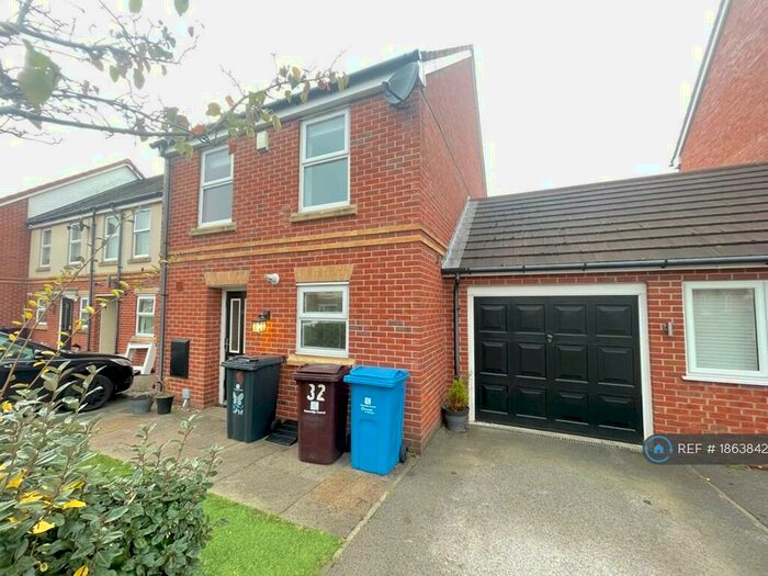 3 Bedroom End Of Terrace House To Rent In Berryedge Crescent, Liverpool, L36