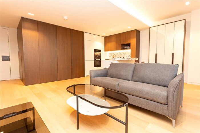 1 Bedroom Flat To Rent In Waterloo, London, Greater London, SE1