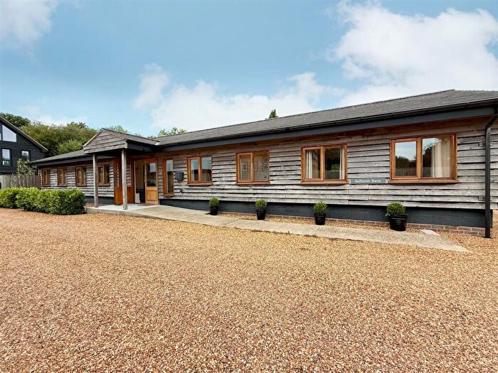 3 Bedroom Detached Bungalow For Sale In Willow Drive, Soberton, SO32