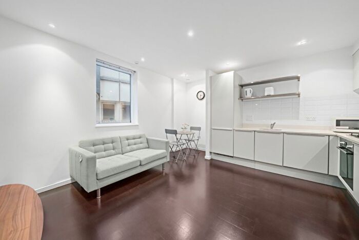 1 Bedroom Flat To Rent In Holloway Road, Highbury Corner, N7