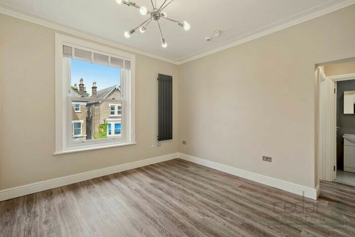 1 Bedroom Flat To Rent In Cleve Road, South Hampstead, NW6