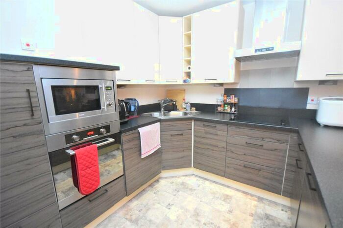 2 Bedroom Flat To Rent In Old Mill Road, Aberdeen, AB11