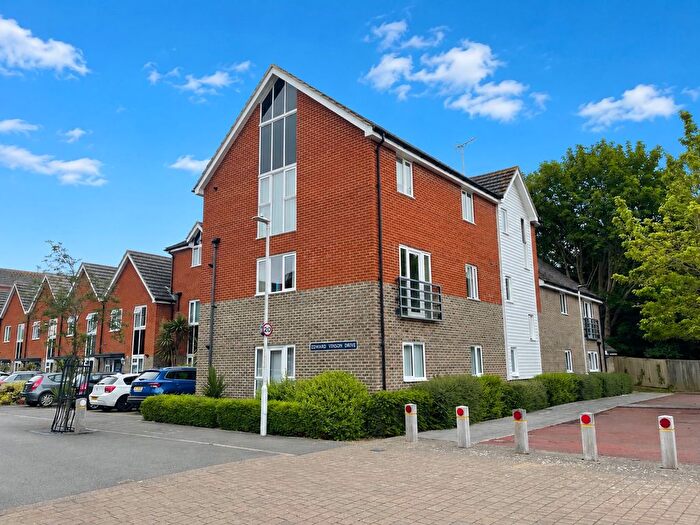 2 Bedroom Flat For Sale In Edward Vinson Drive, Faversham, ME13