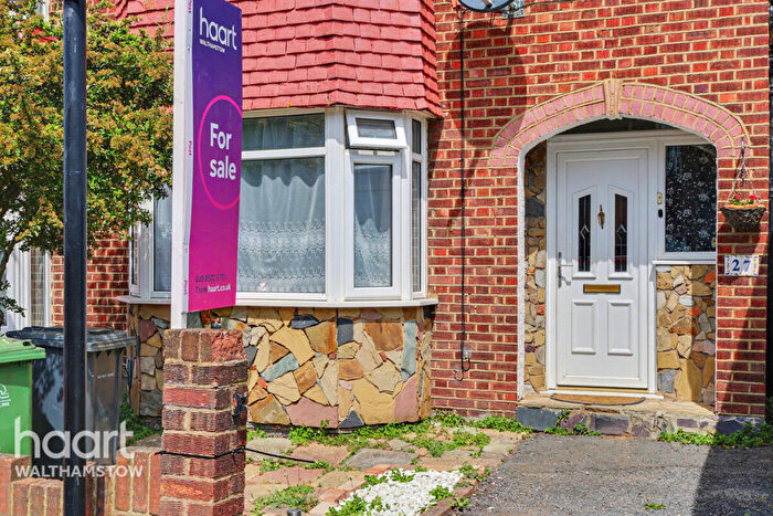 3 Bedroom Semi Detached House For Sale In Longacre Road, London, E17