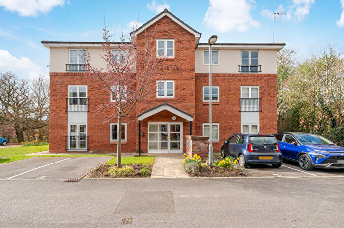 1 Bedroom Apartment For Sale In Arrowhead Close, Stapeley, Nantwich, CW5