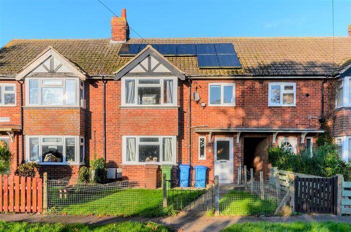 3 Bedroom Terraced House For Sale In Kelk Villas, Welwick, Hull, HU12