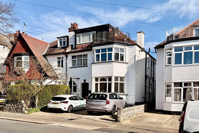 1 Bedroom Flat To Rent In Ailsa Road, Essex, SS0