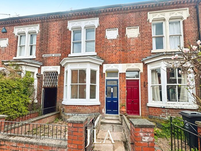 3 Bedroom Terraced House To Rent In Brookhouse Avenue, Leicester, LE2
