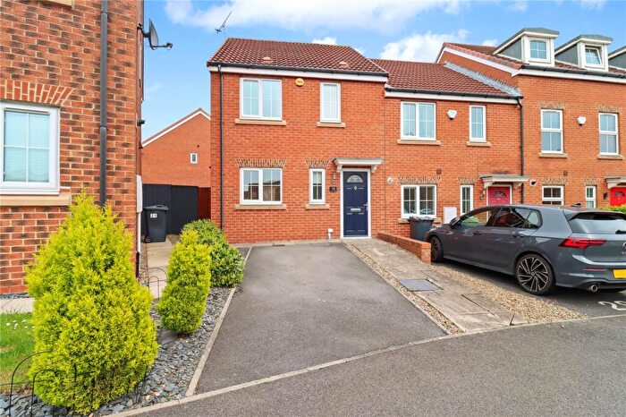 3 Bedroom End Of Terrace House To Rent In Russell Close, Wallsend, Tyne And Wear, NE28