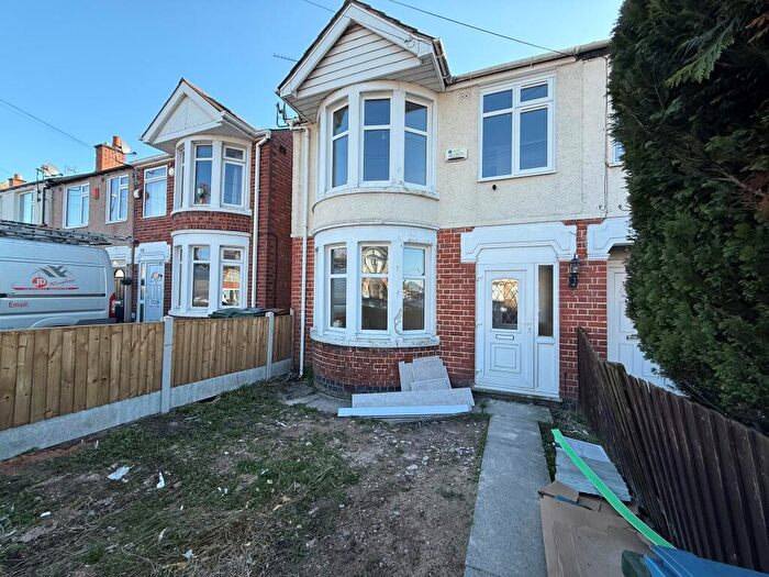 3 Bedroom House To Rent In Cheveral Avenue, CV6