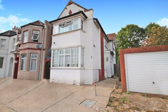 2 Bedroom Maisonette To Rent In Wellesley Road, Harrow, HA1