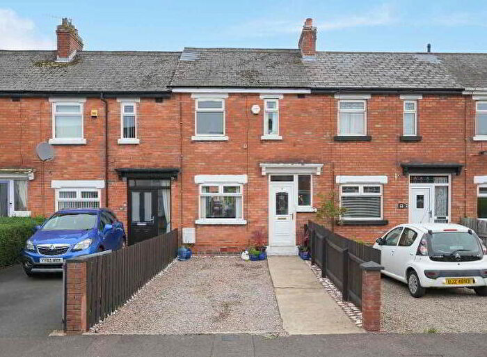 3 Bedroom Mid Terraced House For Sale In Larkfield Road, Belfast, BT4