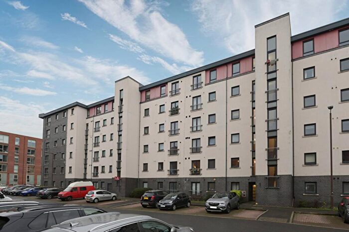 2 Bedroom Flat For Sale In Flat Tinto Place, Bonnington, Edinburgh, EH6