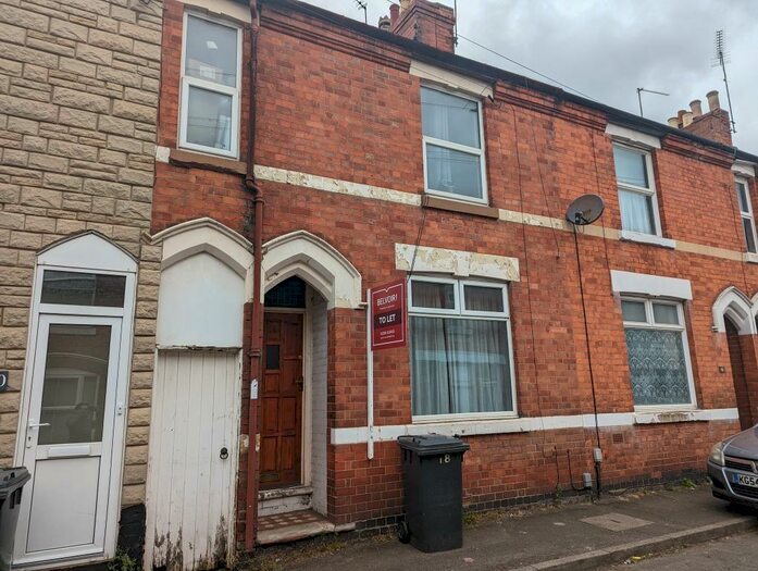 3 Bedroom Terraced House To Rent In Gordon Street, Kettering, NN16