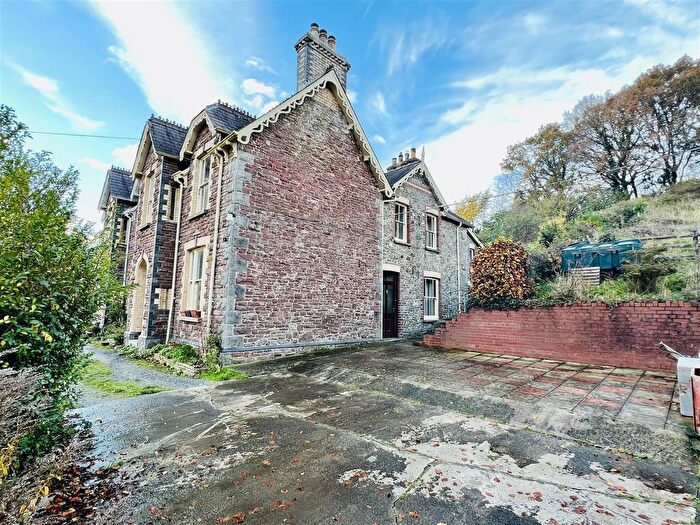 4 Bedroom Property For Sale In Llanwrda, SA19